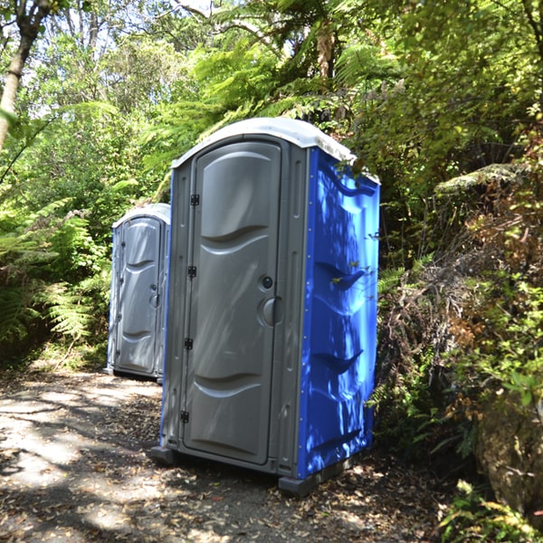 are construction porta potties easy to move around my construction site